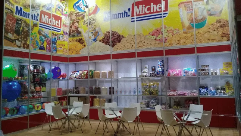 Kiosk Diseño y Montaje de Stands Aluminio Octanorm