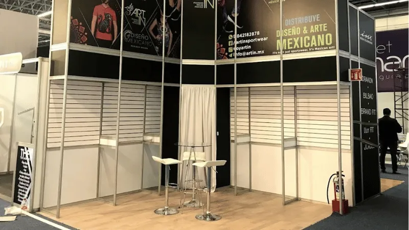 Kiosk Diseño y Montaje de Stands Aluminio Octanorm
